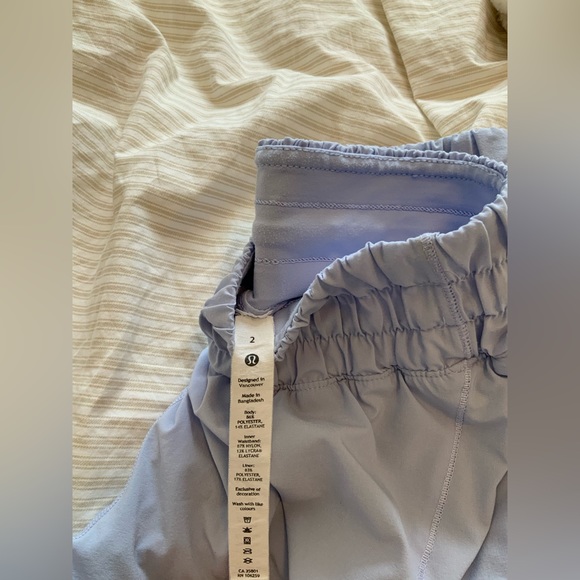 Track That Shorts 5” Mid Rise - Picture 5 of 5